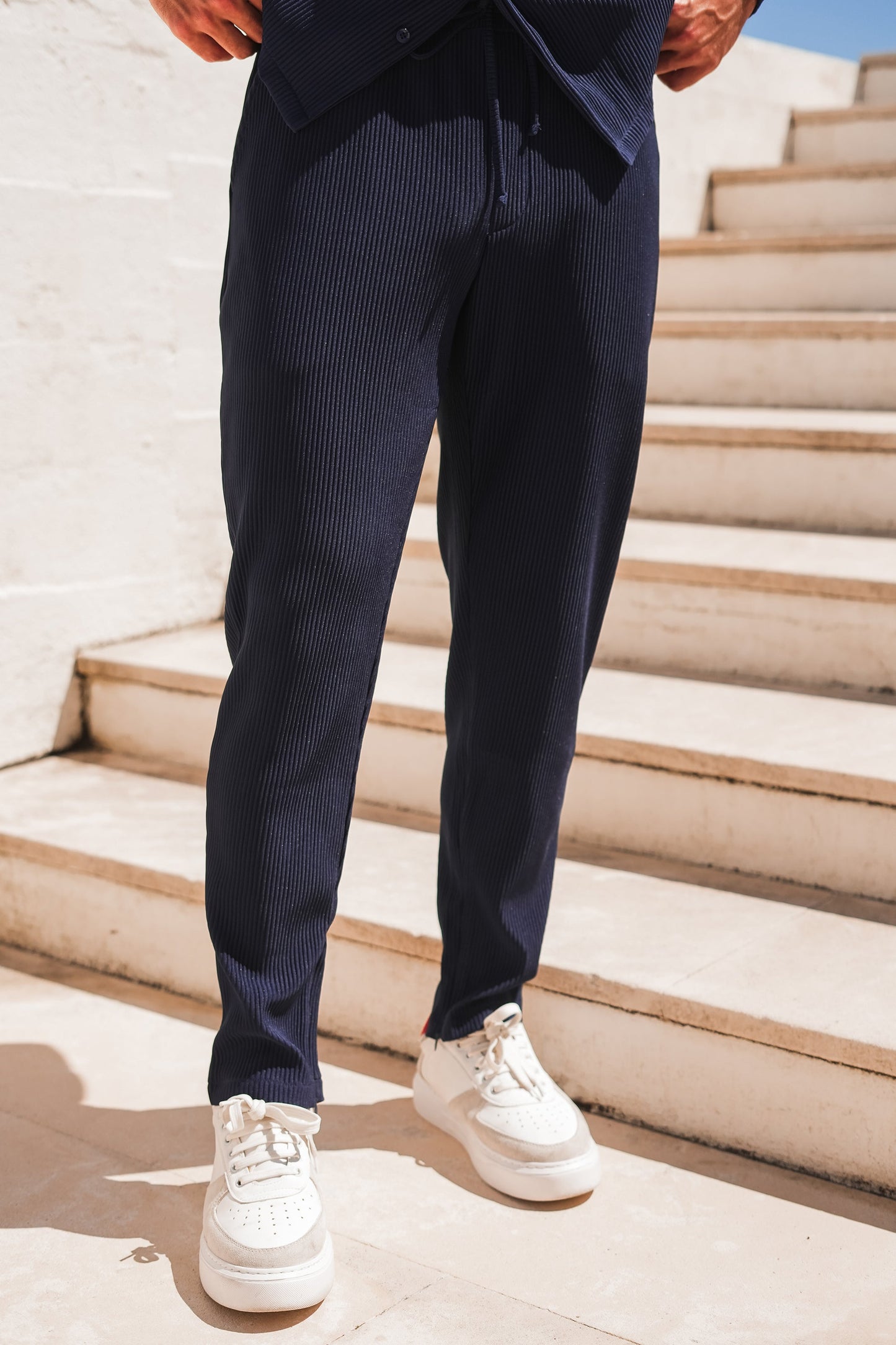KOE | The Slim Pleated Trousers – Navy Blue