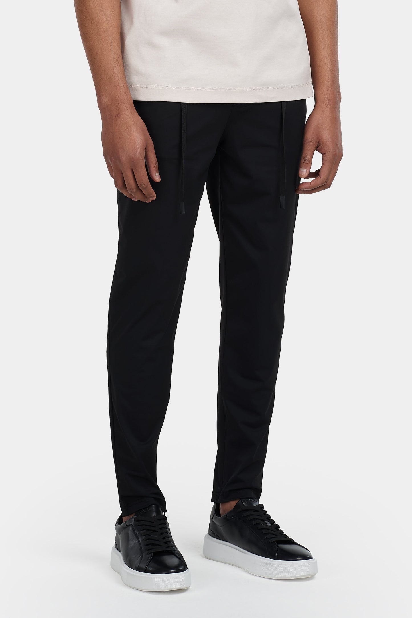 KOE | The 24/7 Trousers