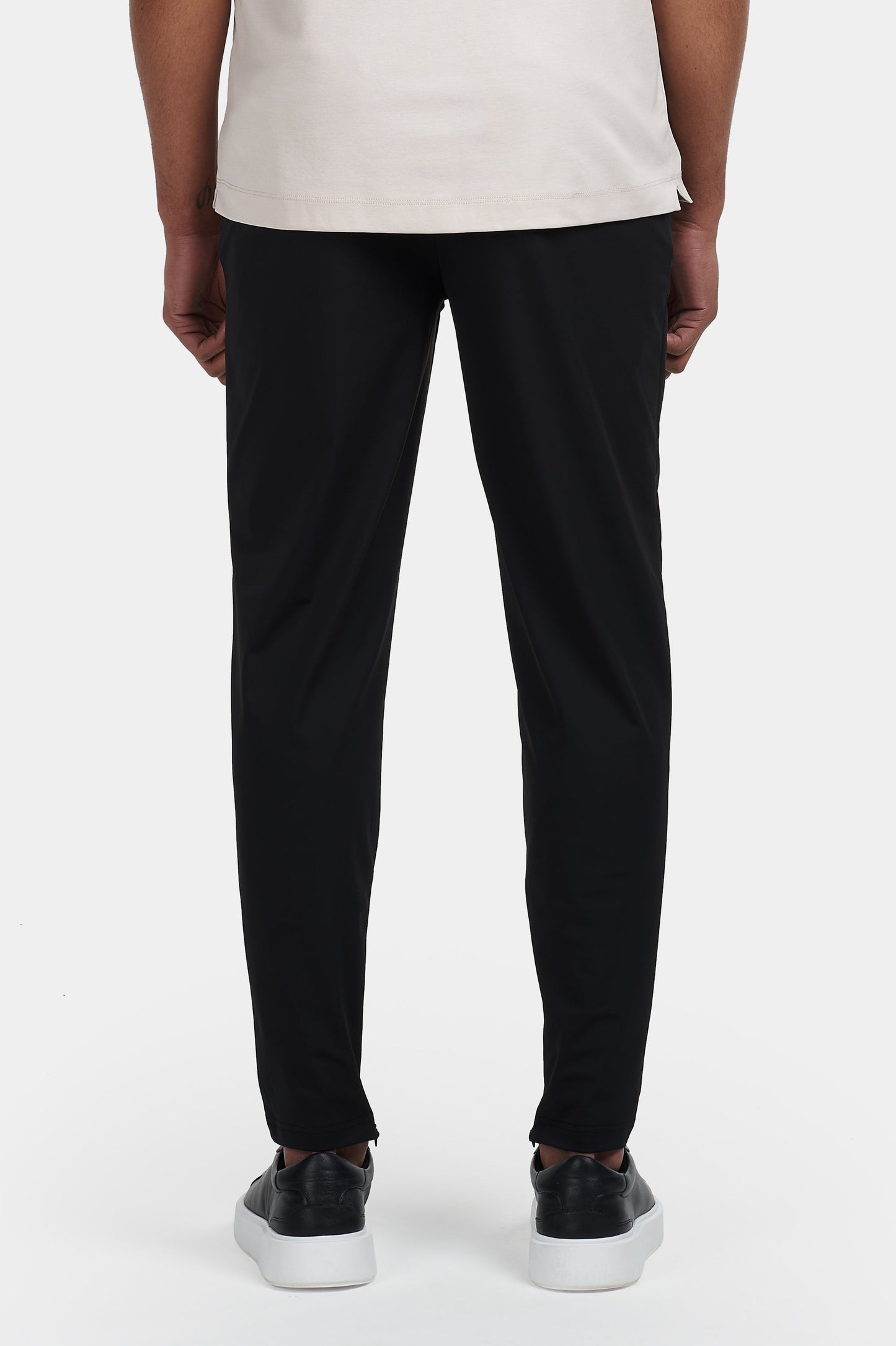 KOE | The 24/7 Trousers