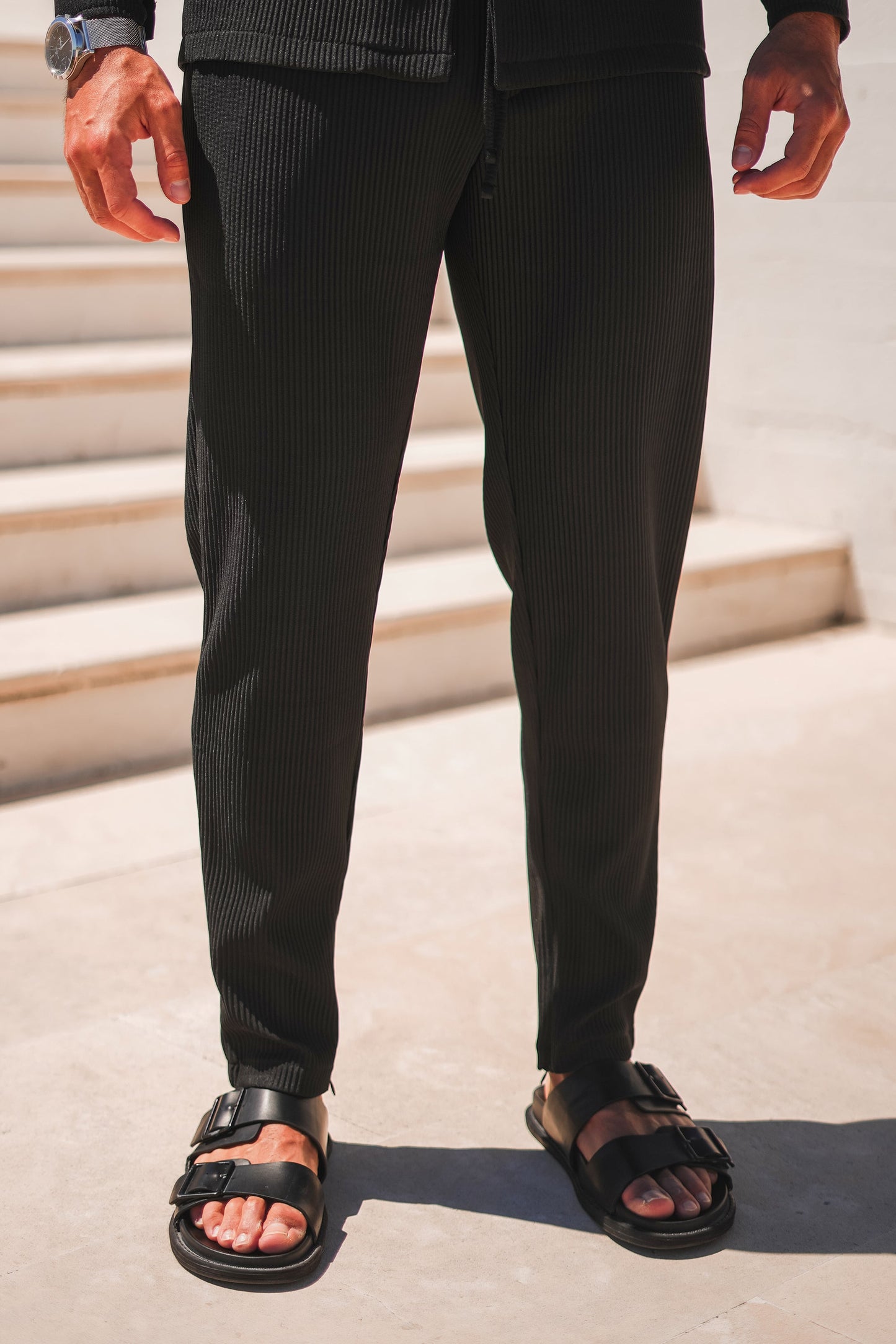 KOE | The Slim Pleated Trousers - Black