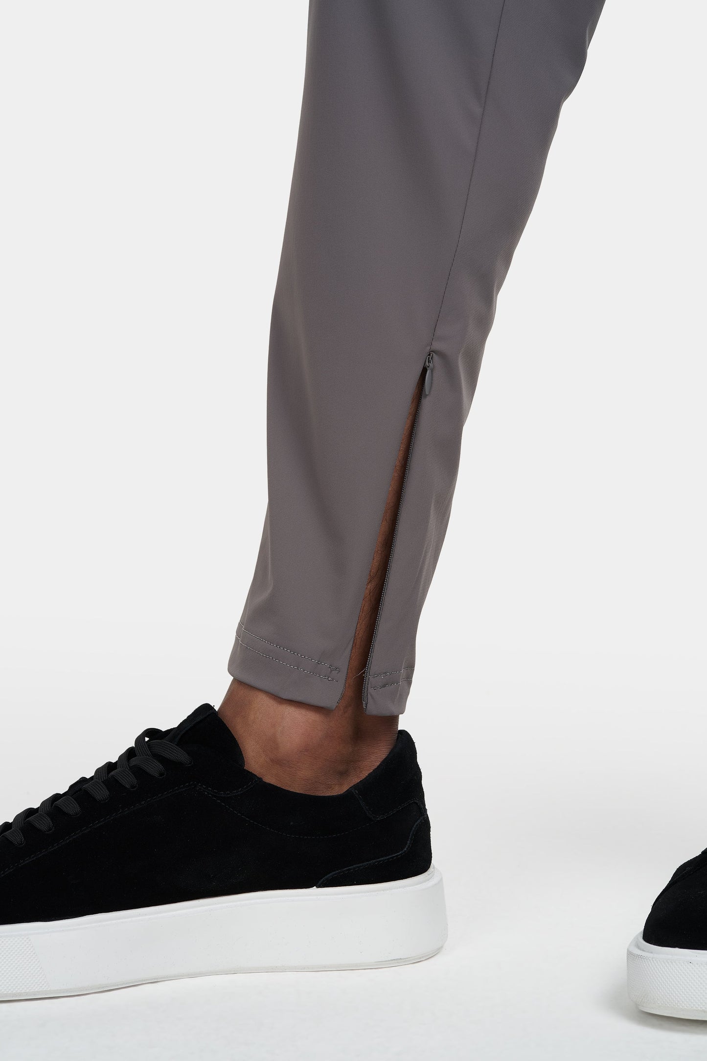 KOE | The 24/7 Trousers