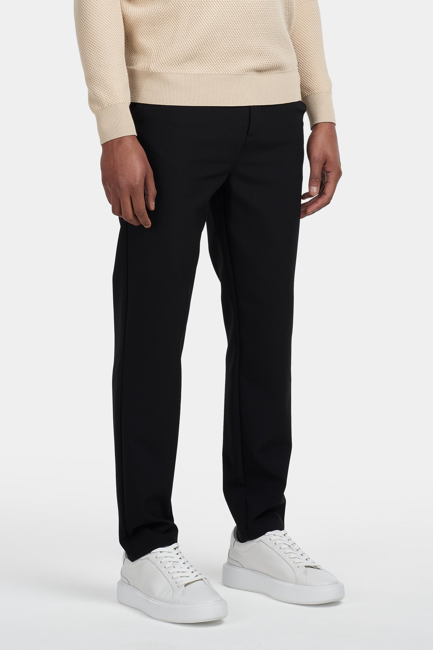 KOE | The Tech Trousers
