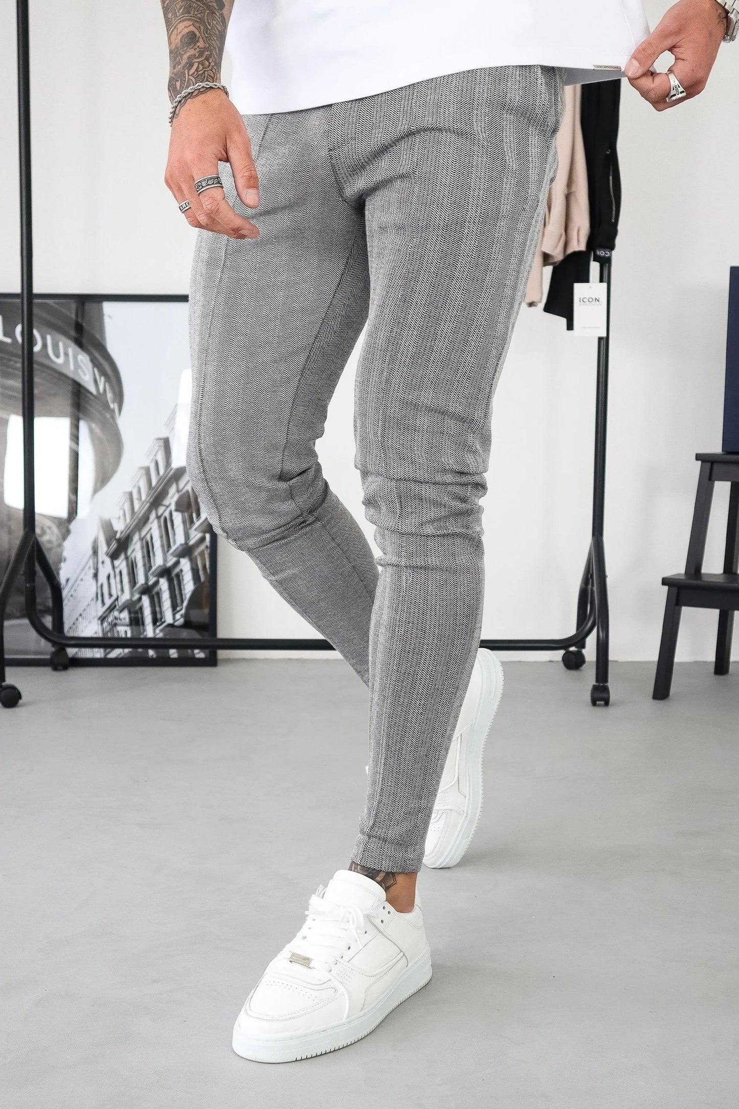 KOE | The Chevron Trousers - Grey
